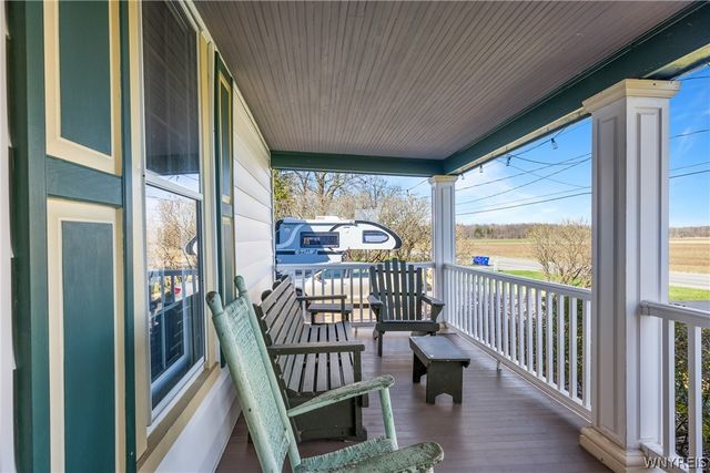 5910 Salt Road, Clarence, NY 14031
