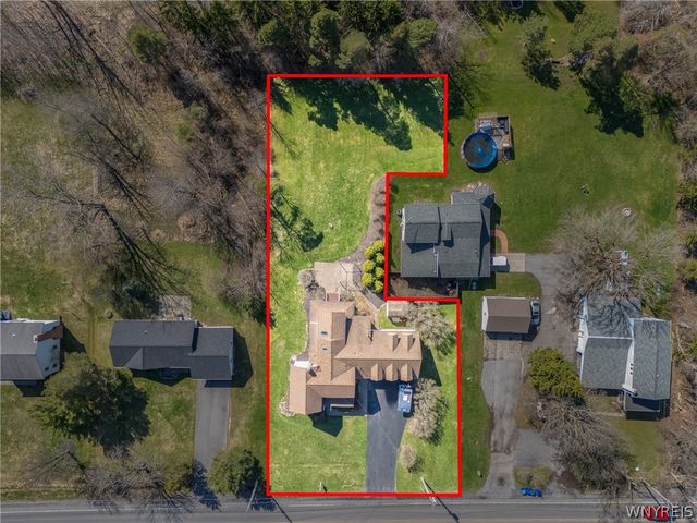 5910 Salt Road, Clarence, NY 14031