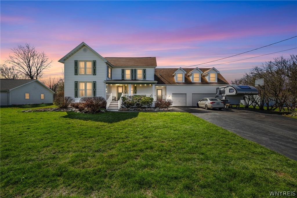 5910 Salt Road, Clarence, NY 14031