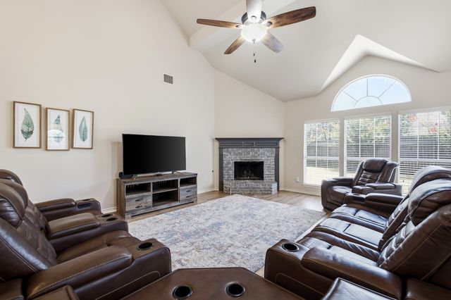 4312 Nicholas Court, Grand Prairie, TX 75052