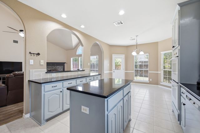 4312 Nicholas Court, Grand Prairie, TX 75052
