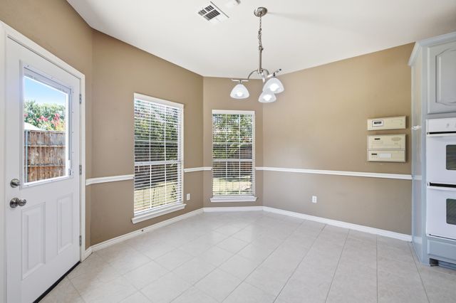 4312 Nicholas Court, Grand Prairie, TX 75052
