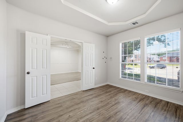 4312 Nicholas Court, Grand Prairie, TX 75052