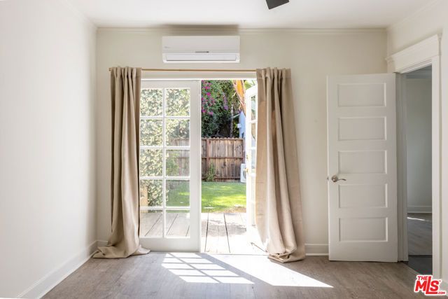 1553 N Stanley Avenue, Los Angeles, CA 90046