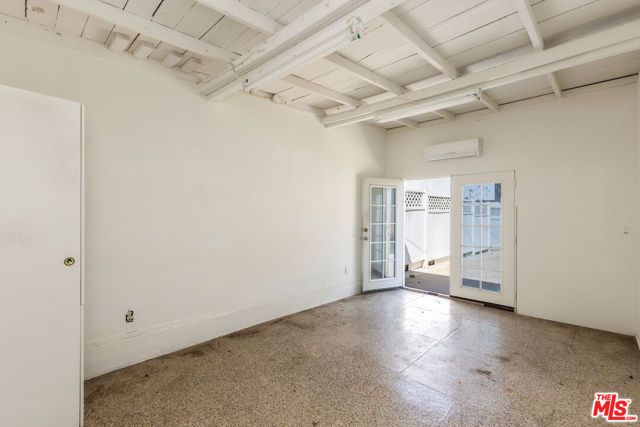 1553 N Stanley Avenue, Los Angeles, CA 90046