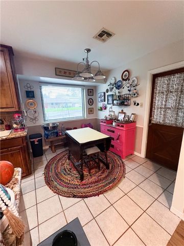 1101 Elizabeth Ave, Kingsville, TX 78363