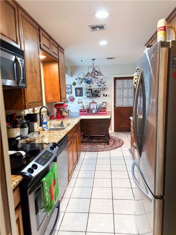 1101 Elizabeth Ave, Kingsville, TX 78363