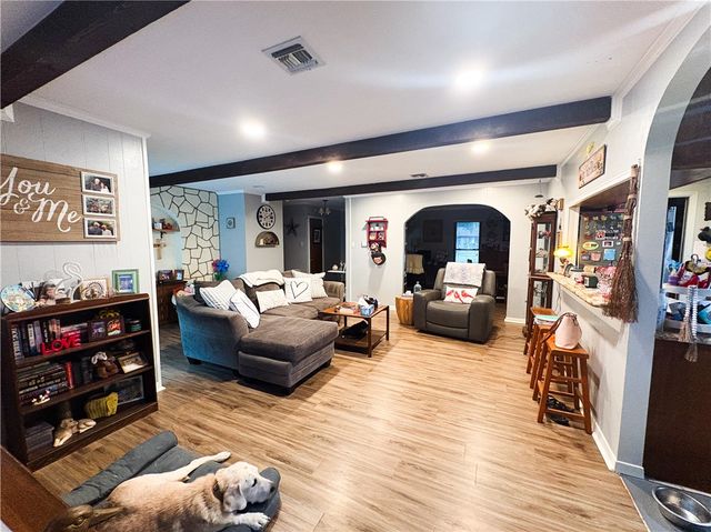 1101 Elizabeth Ave, Kingsville, TX 78363