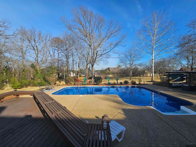 2406 ERIC LANE, Longview, TX 75605