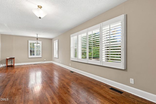 706 Crestview Drive, Durham, NC 27712
