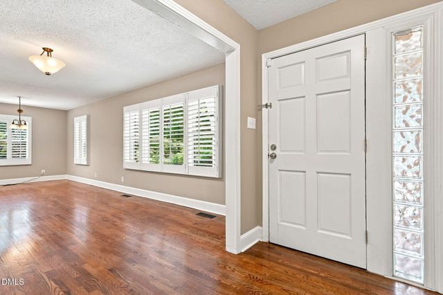 706 Crestview Drive, Durham, NC 27712