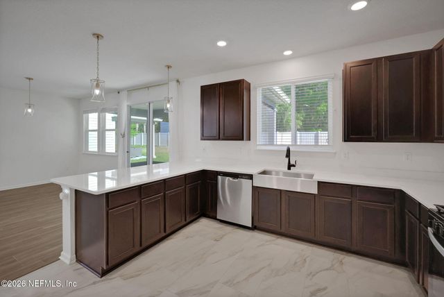 87 PEACE RIVER Road, St. Johns, FL 32259