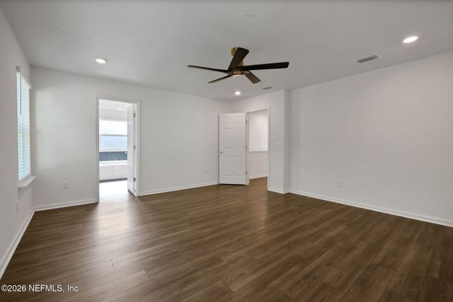 87 PEACE RIVER Road, St. Johns, FL 32259