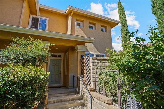 24163 Arrowhead Court, Valencia, CA 91354