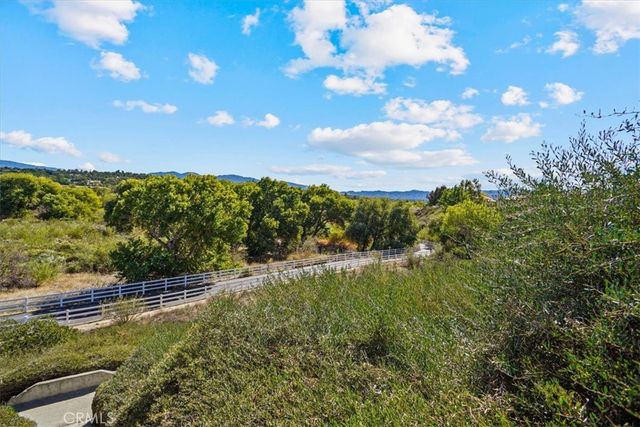 24163 Arrowhead Court, Valencia, CA 91354