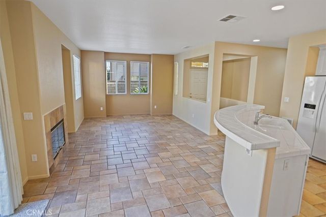 24163 Arrowhead Court, Valencia, CA 91354