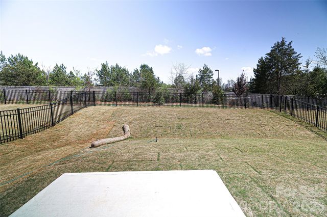 4994 Twin River Drive, Denver, NC 28037