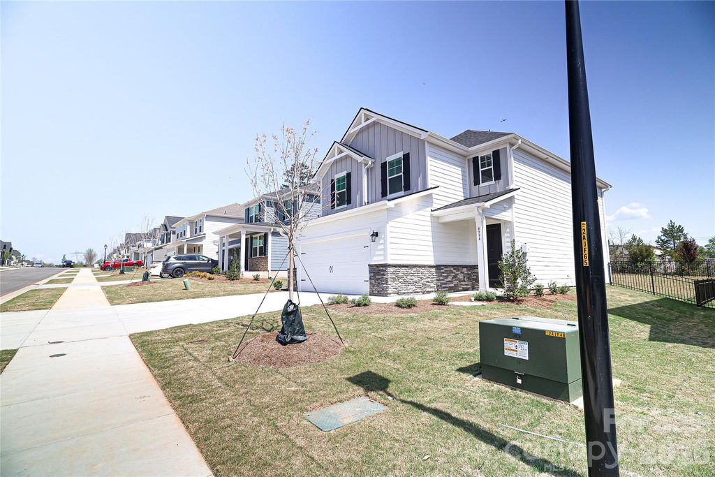 4994 Twin River Drive, Denver, NC 28037