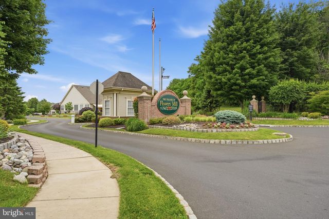 709 DAYLILY DR, Langhorne, PA 19047