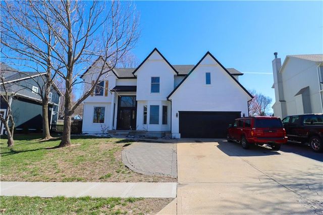 6215 Acuff Street, Shawnee Mission, KS 66216