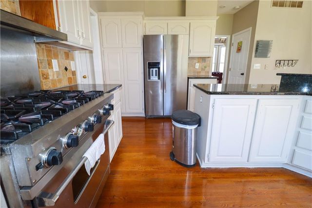 6215 Acuff Street, Shawnee Mission, KS 66216