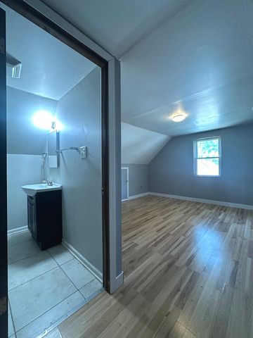 2851 S Saint Louis Avenue, Chicago, IL 60623
