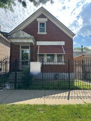 2851 S Saint Louis Avenue, Chicago, IL 60623