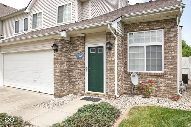 8362 Enclave Boulevard, Fishers, IN 46038