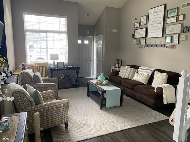 8362 Enclave Boulevard, Fishers, IN 46038