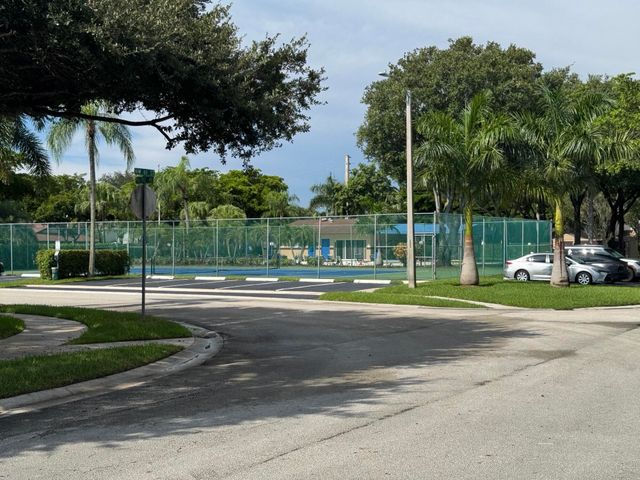 9267 NW 61st Street, Tamarac, FL 33321