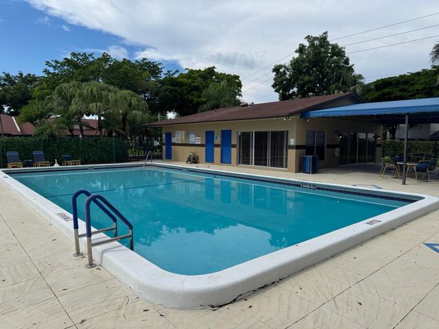 9267 NW 61st Street, Tamarac, FL 33321