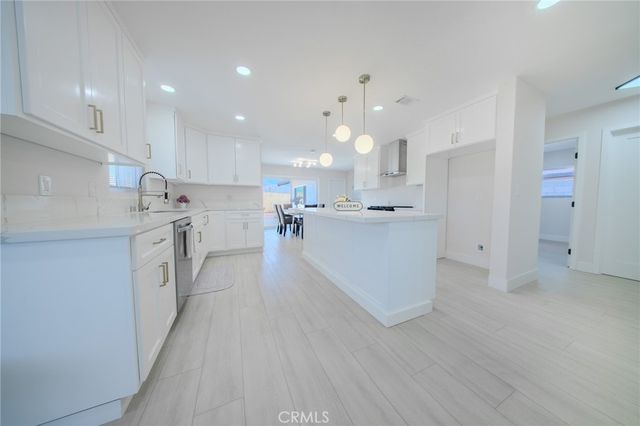 972 E Lynwood, San Bernardino, CA 92404
