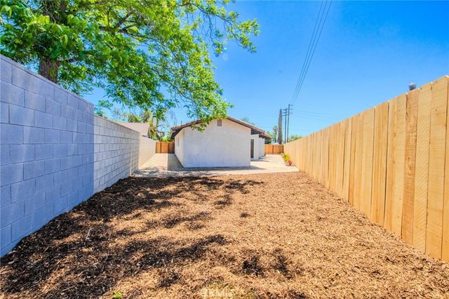 972 E Lynwood, San Bernardino, CA 92404