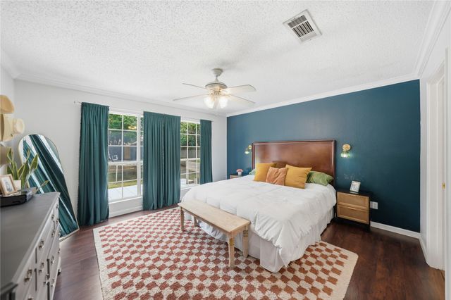 6924 Wooddale Drive, Watauga, TX 76148