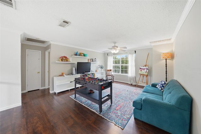 6924 Wooddale Drive, Watauga, TX 76148