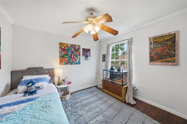 6924 Wooddale Drive, Watauga, TX 76148