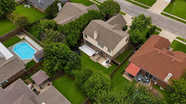 6924 Wooddale Drive, Watauga, TX 76148