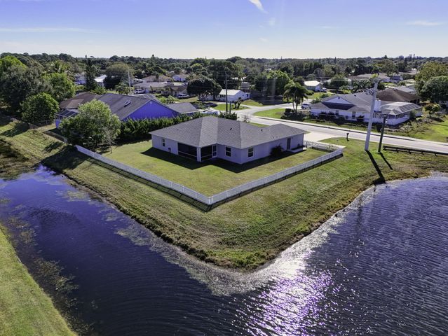 2501 SE Mariposa Avenue, Port St. Lucie, Port St Lucie, FL 34952