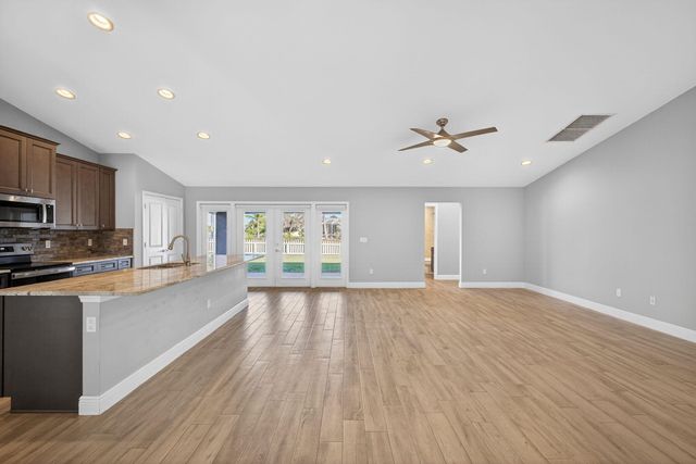 2501 SE Mariposa Avenue, Port St. Lucie, Port St Lucie, FL 34952