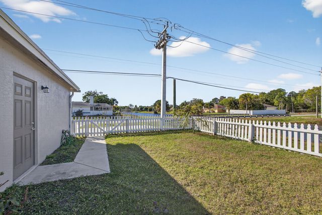 2501 SE Mariposa Avenue, Port St. Lucie, Port St Lucie, FL 34952