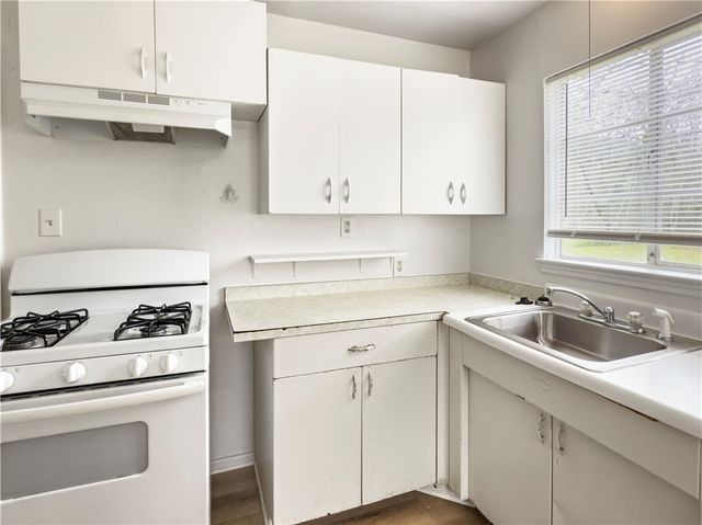 507 Dogwood Street, College Station, TX 77840