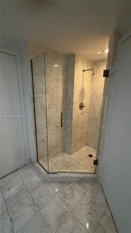 1331 Brickell Bay Dr 3203, Miami, FL 33131