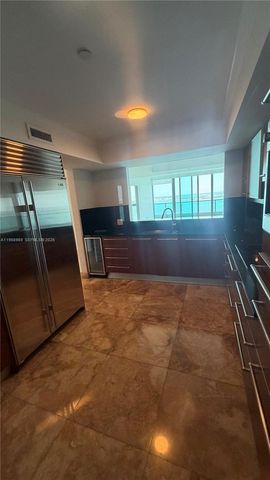 1331 Brickell Bay Dr 3203, Miami, FL 33131