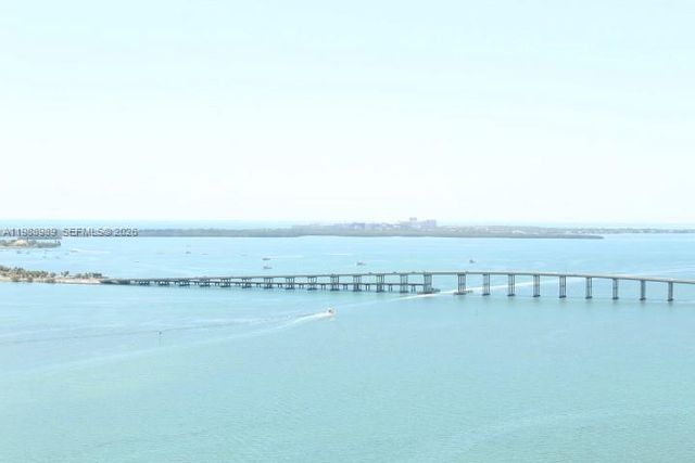 1331 Brickell Bay Dr 3203, Miami, FL 33131