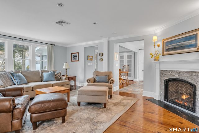 395 Boston Post Road, Madison, CT 06443