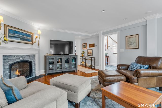 395 Boston Post Road, Madison, CT 06443