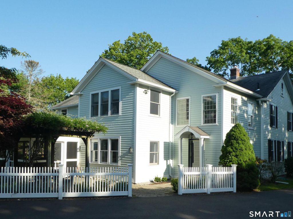 395 Boston Post Road, Madison, CT 06443