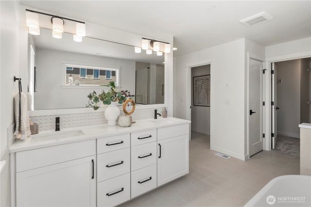 4118 220th Place SE, Bothell, WA 98021