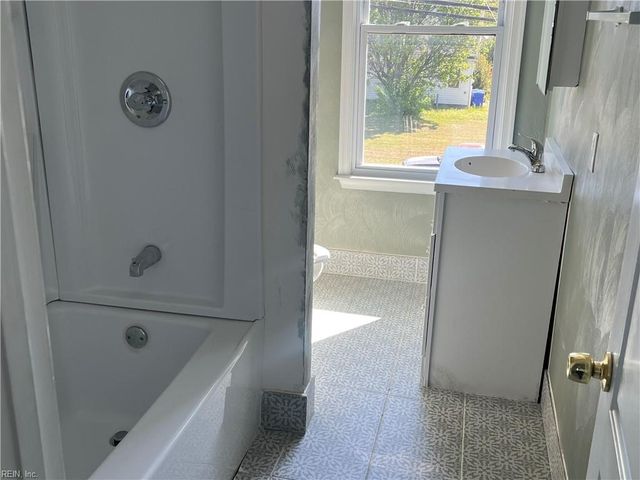 1908 Chestnut ST, Portsmouth, VA 23704