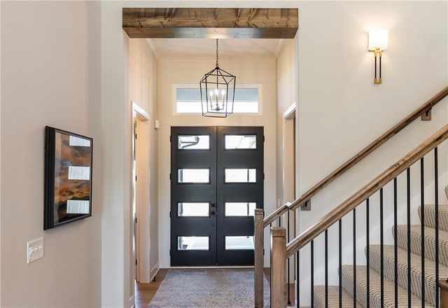 18617 Mohawk Lane, Overland Park, KS 66085